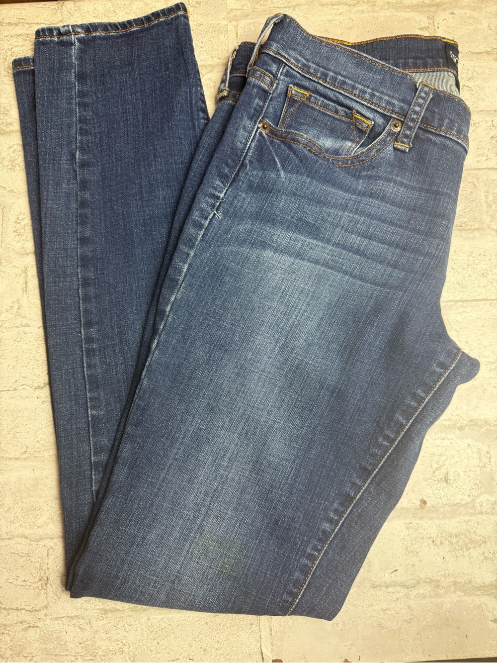 Lucky Brand Charlie Skinny Jeans Women's 8/29 Dark Wash Stretch Denim 😍